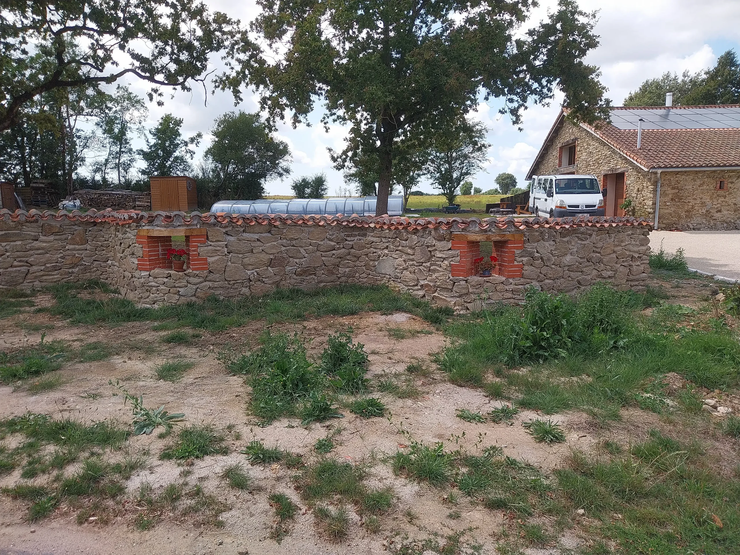 Réalisation mur de pierres, Brochard Renov, maçon à Aizenay