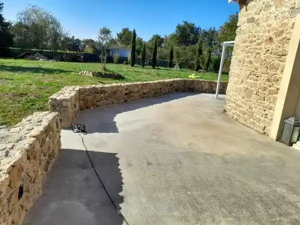 Réalisation mur de pierres, Brochard Renov, maçon à Aizenay