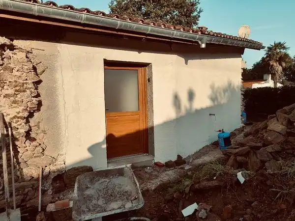 Réalisation mur de pierres, Brochard Renov, maçon à Aizenay