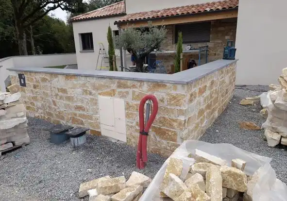 Réalisation parement décoratif, Brochard Renov, maçon à Aizenay