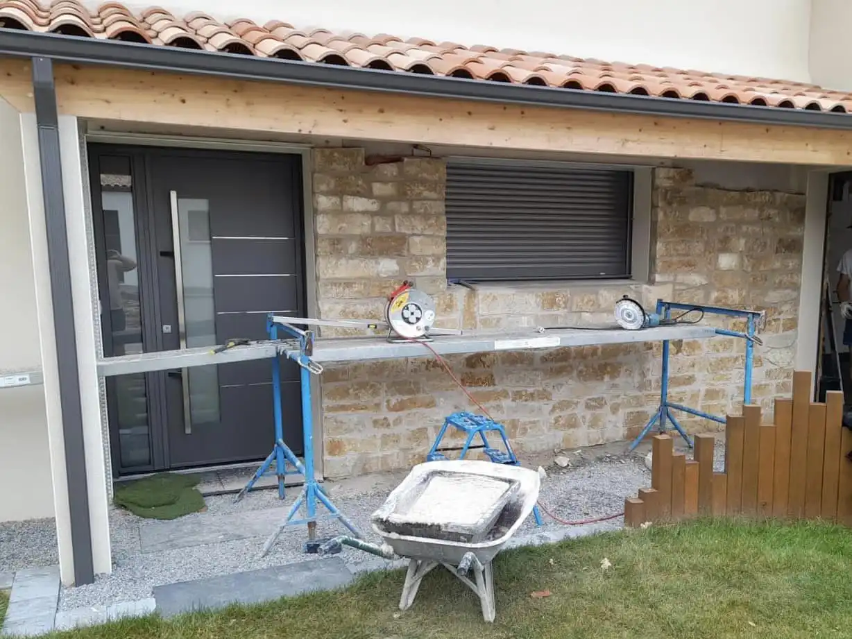 Réalisation parement décoratif, Brochard Renov, maçon à Aizenay